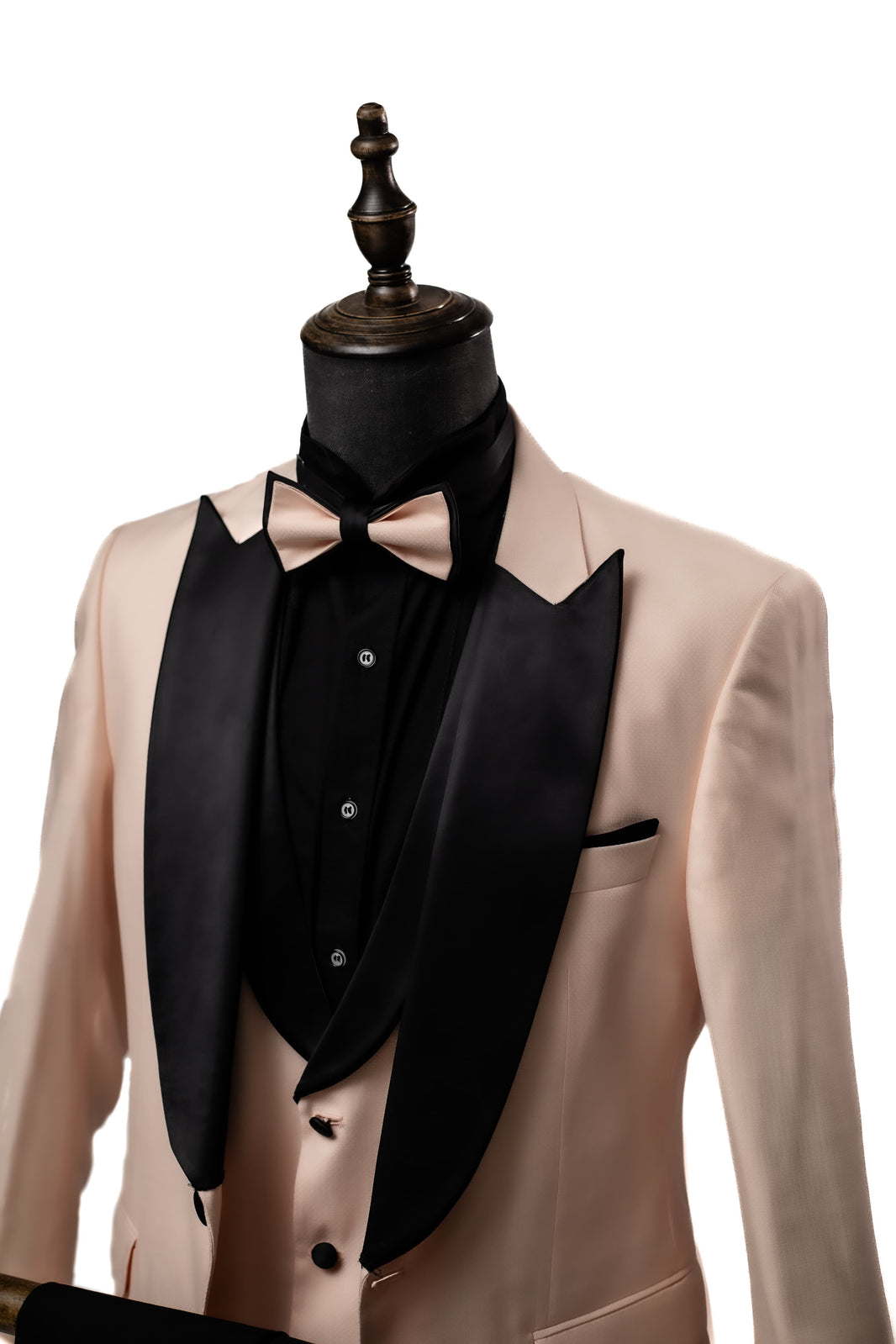 Senzo Rivolli Beige Tuxedo